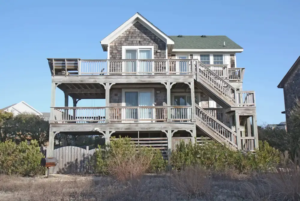 Building a Deck That Can Handle Coastal Weather